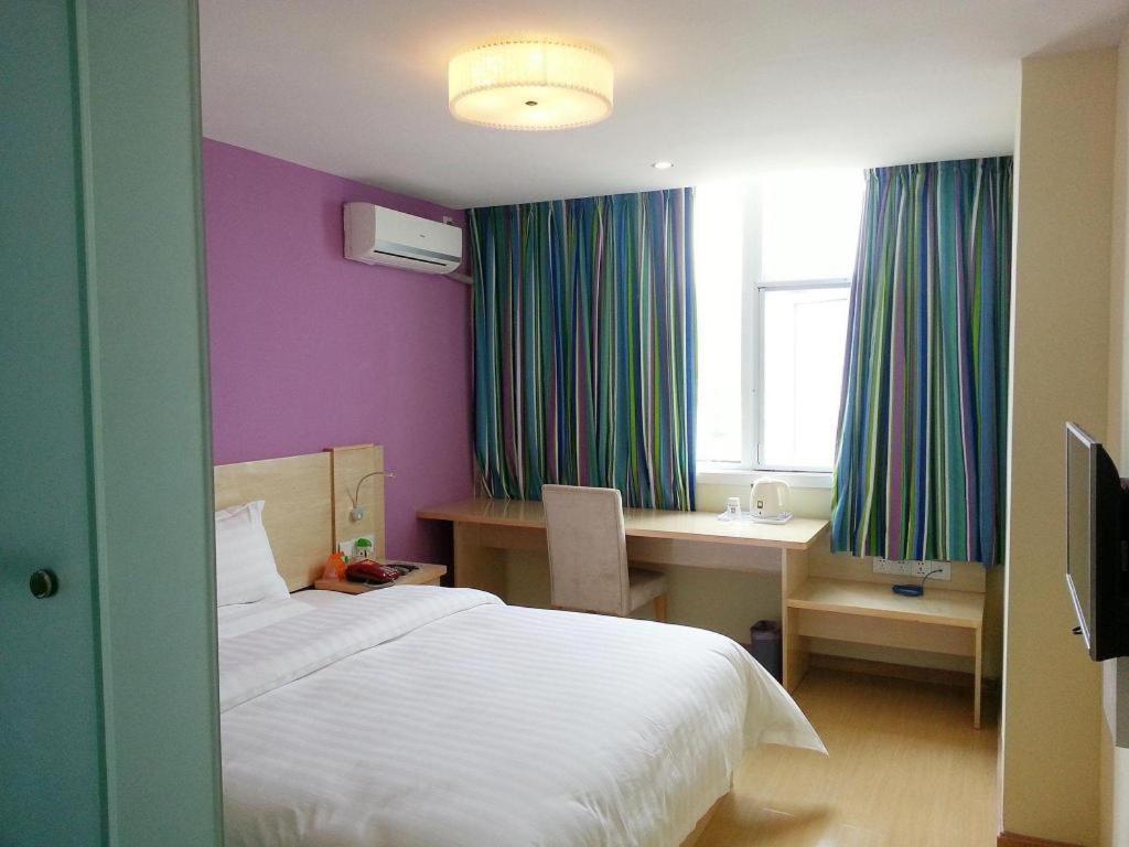 7 Days Inn Shanghai Minhang Dongchuan Road Jiaotong University מראה חיצוני תמונה