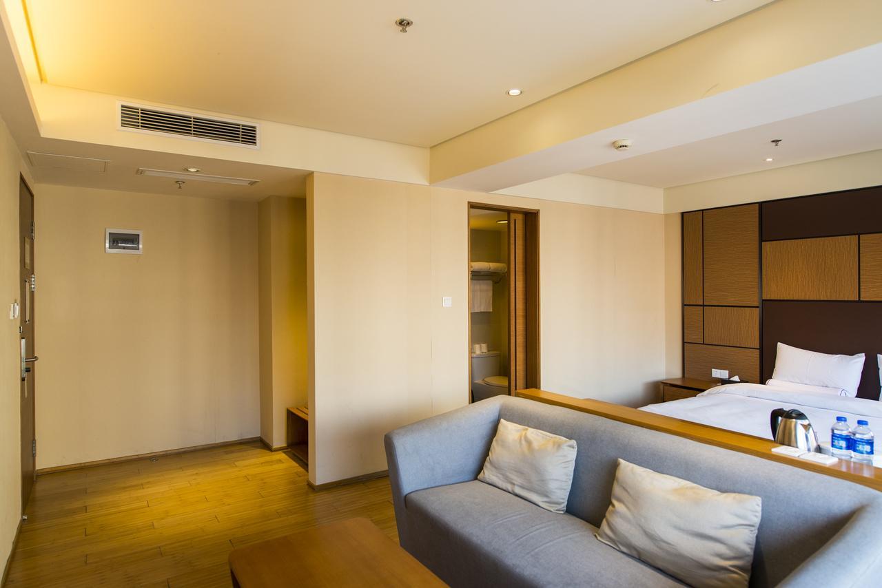 7 Days Inn Shanghai Minhang Dongchuan Road Jiaotong University מראה חיצוני תמונה