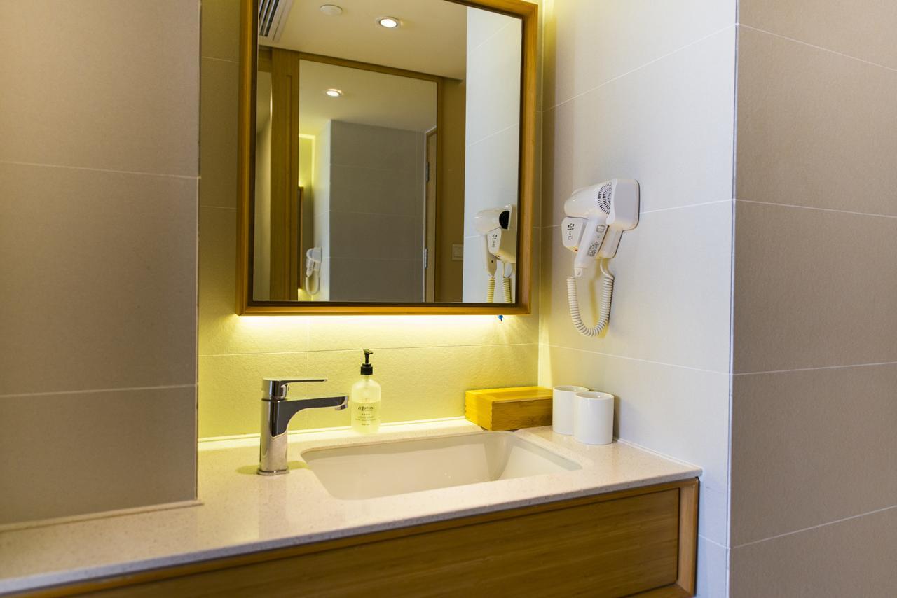 7 Days Inn Shanghai Minhang Dongchuan Road Jiaotong University מראה חיצוני תמונה