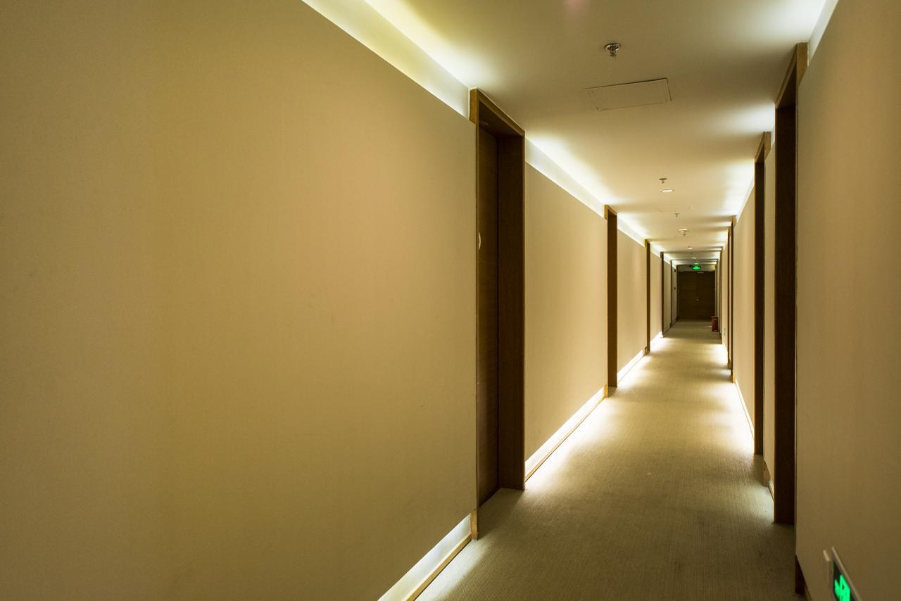 7 Days Inn Shanghai Minhang Dongchuan Road Jiaotong University מראה חיצוני תמונה