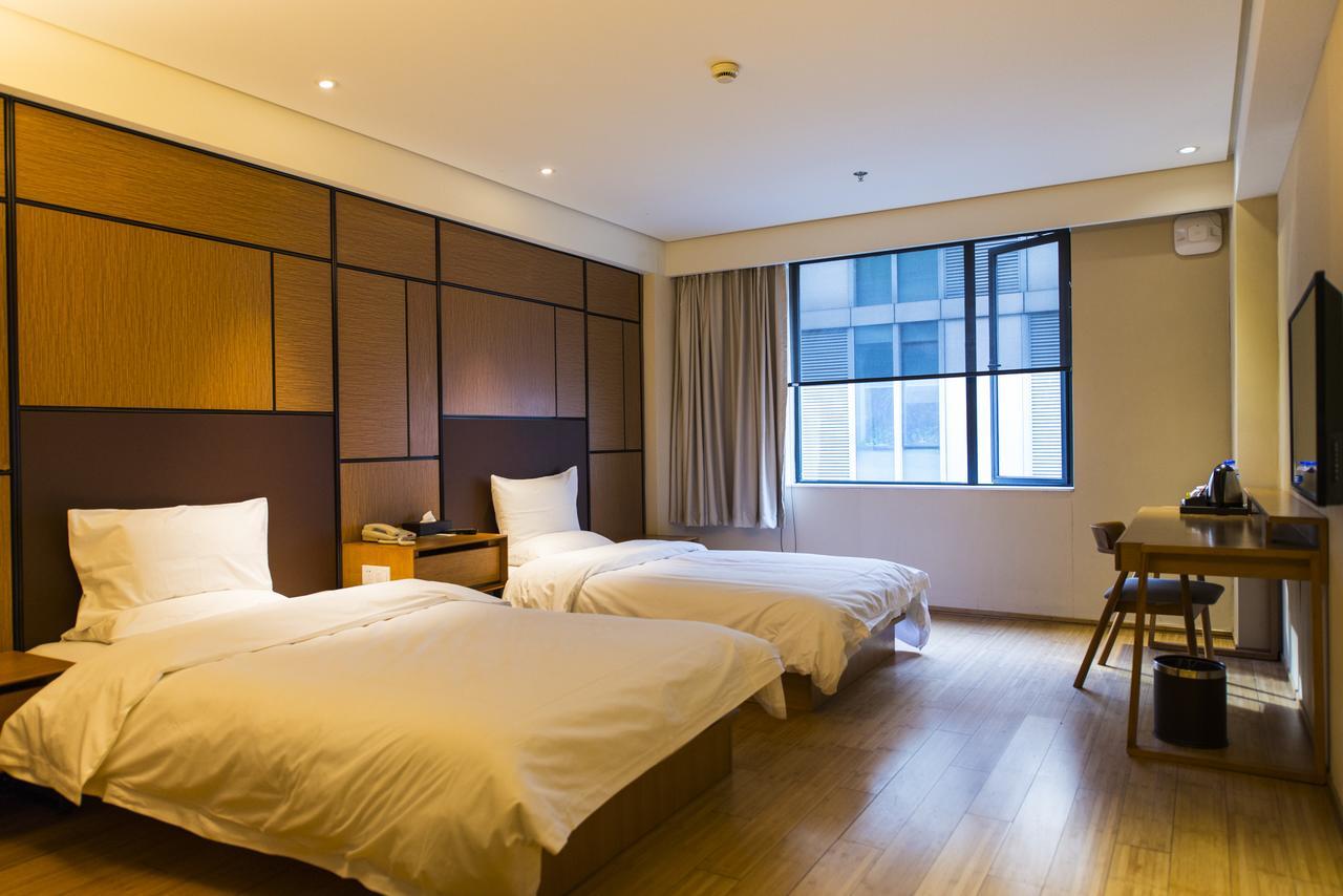 7 Days Inn Shanghai Minhang Dongchuan Road Jiaotong University מראה חיצוני תמונה